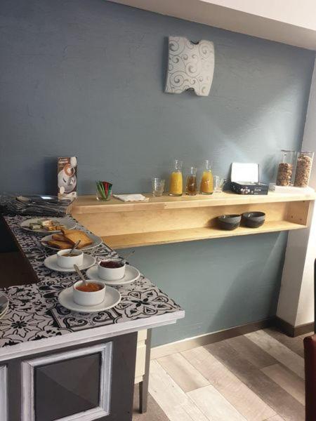 Hotel Des Voyageurs Pont-de-Roide エクステリア 写真